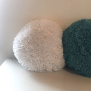 Fun White Super Soft Round Fuzzy Hair Pillow